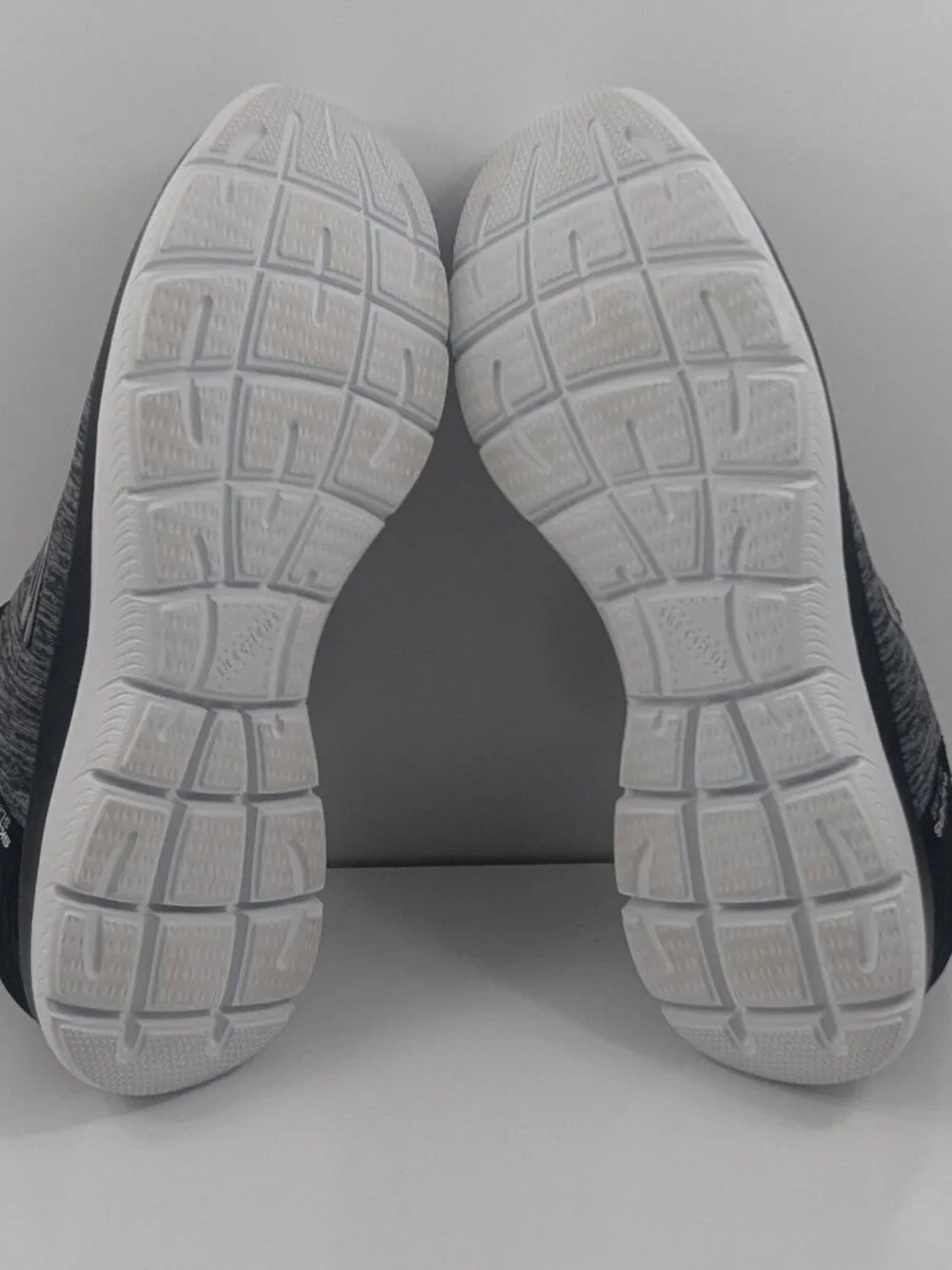 Skechers hands free